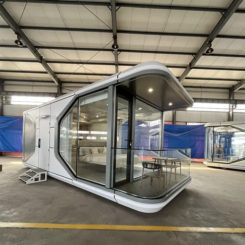 K7 Space Capsule Pod met Balkon
