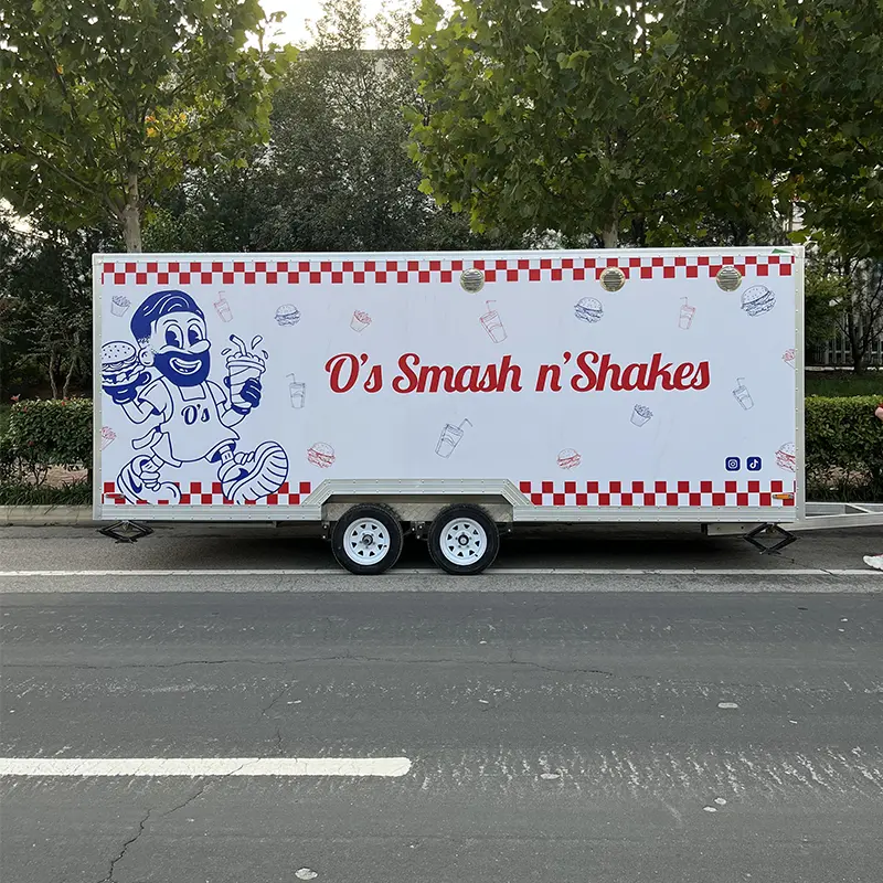 Mobiele bakkerij- en fastfoodkeukentrailer