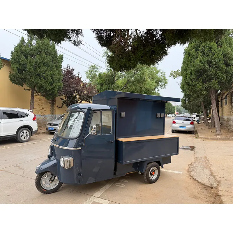 Piaggio fastfoodwagen met zijopening